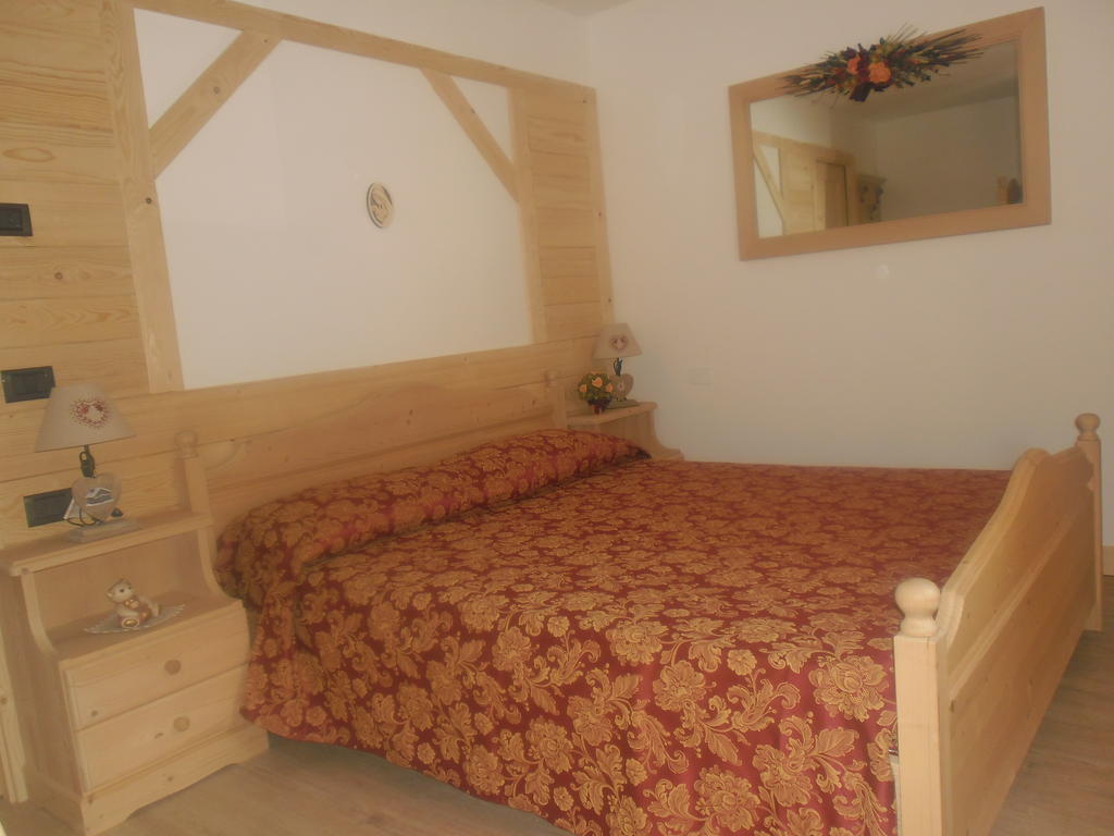 Maso Pin Bed & Breakfast Madonna Cameră foto
